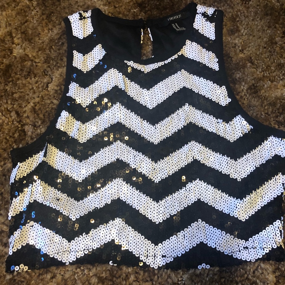 Crop top